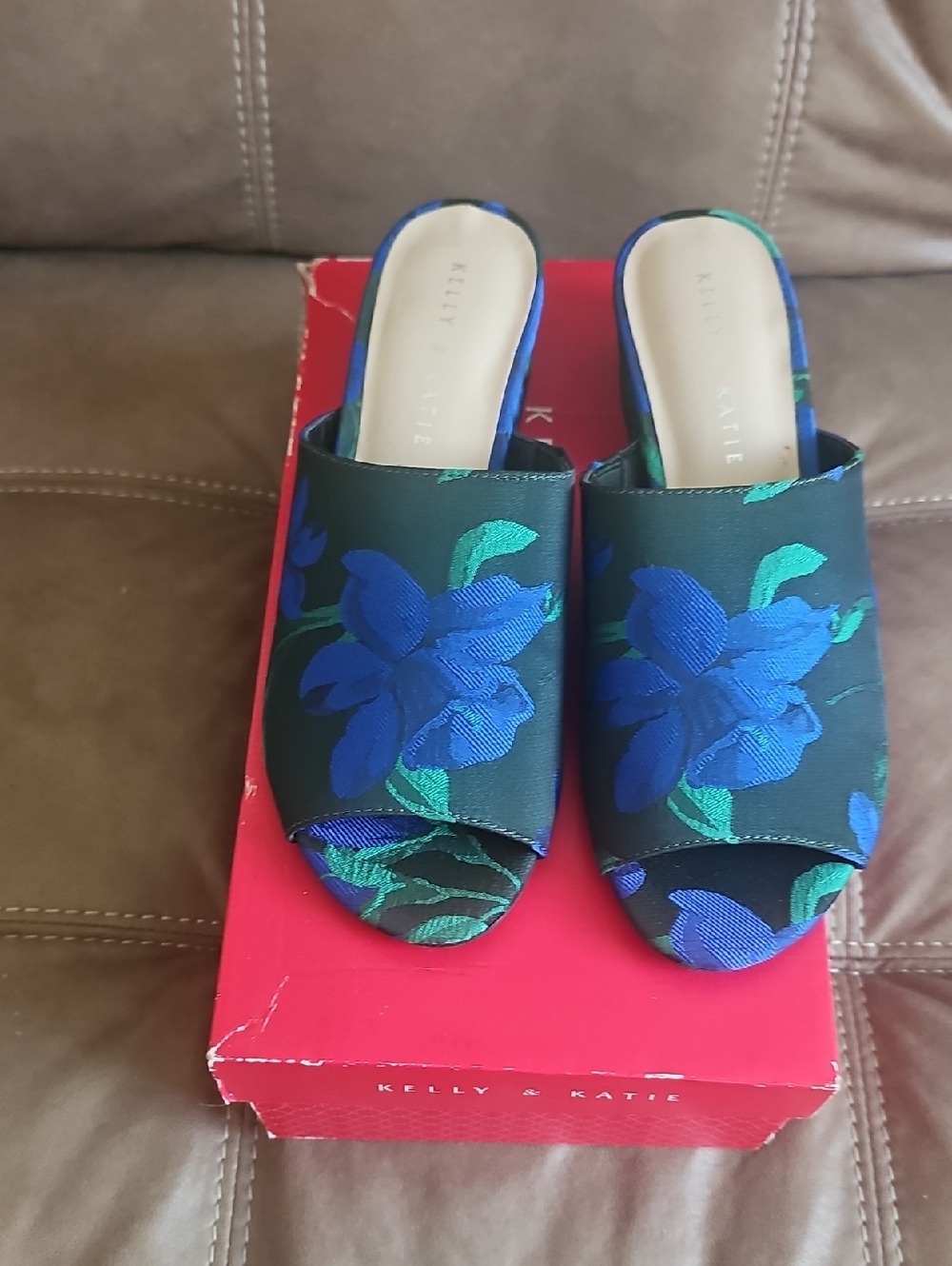 Kelly & Katie Blue & Green Floral Slide Mules